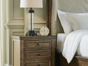 Naktinis staliukas „Sturlayne“